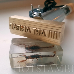 Термоклеймо по дереву